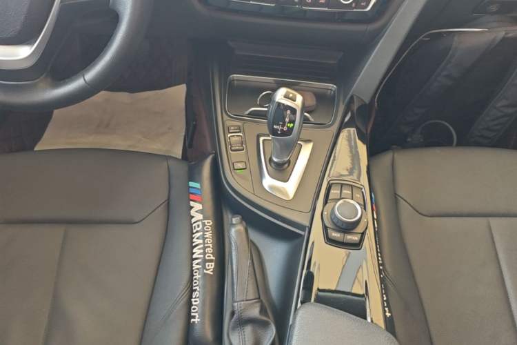 Used BMW 3 Series 2016 316Li Fashion Model Gear Lever