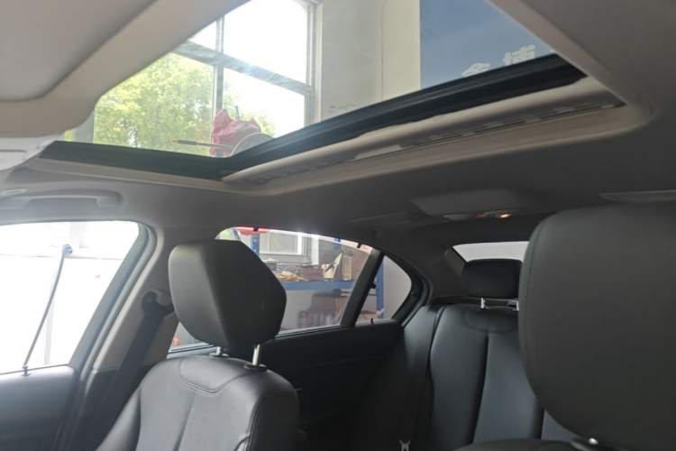 Used BMW 3 Series 2016 320Li Fashion Model Headliner