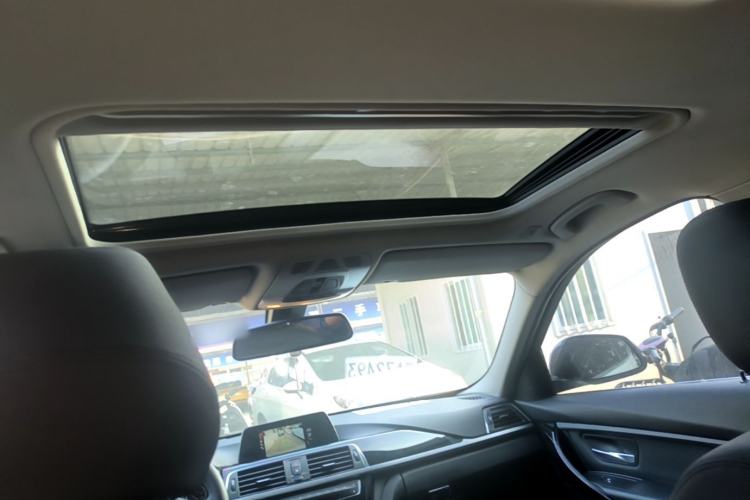 Used BMW 3 Series 2016 320Li Fashion Model Headliner