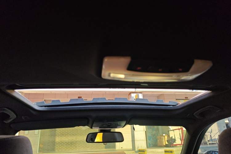 Used BMW 3 Series 2016 328i M Sport Headliner