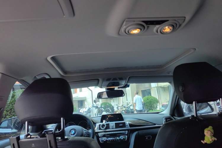 Used BMW 3 Series 2016 320Li Fashion Model Headliner