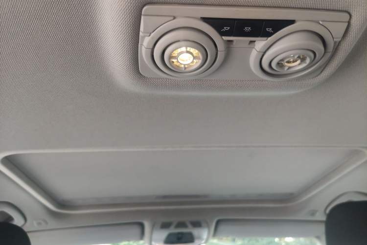Used BMW 3 Series 2016 320Li Ambition Model Headliner
