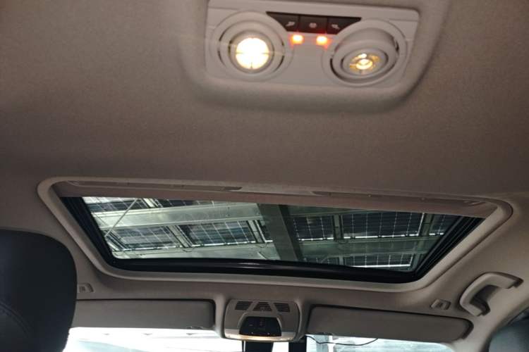 Used BMW 3 Series 2016 320Li Fashion Model Headliner