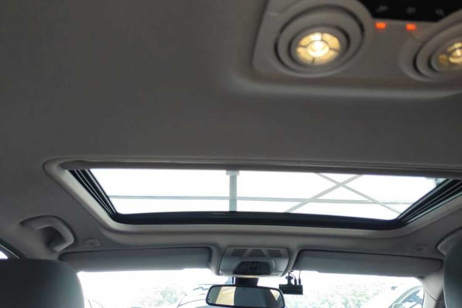 Used BMW 3 Series 2016 320Li Fashion Model Headliner