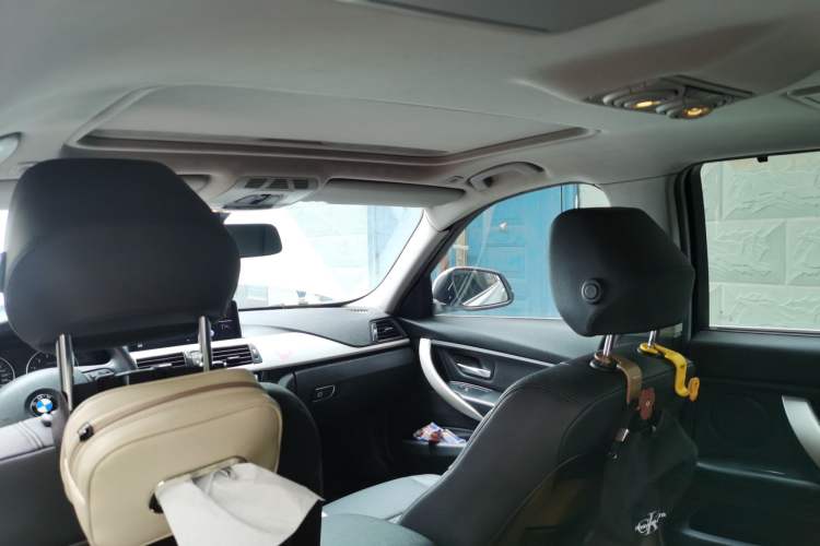 Used BMW 3 Series 2016 320Li Ambition Model Headliner