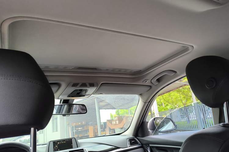 Used BMW 3 Series 2016 316Li Fashion Model Headliner