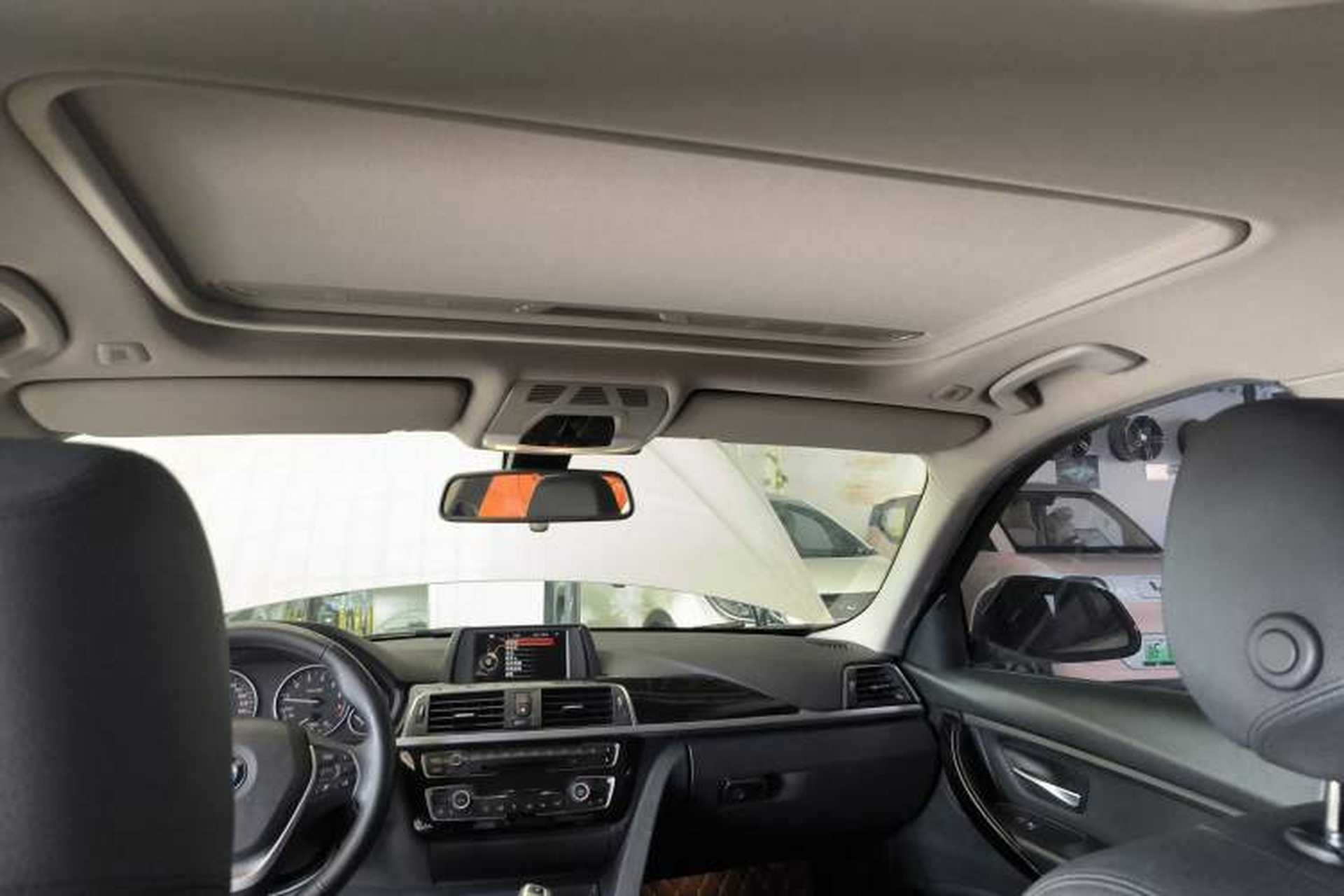 Used BMW 3 Series 2016 320Li Ambition Model Headliner