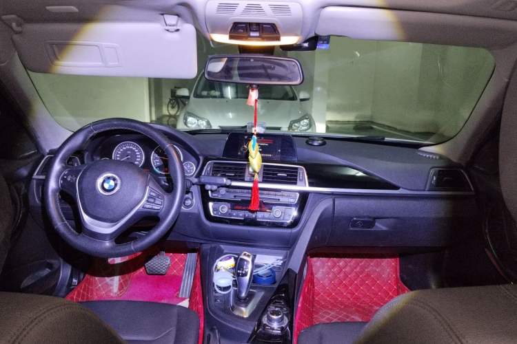 Used BMW 3 Series 2016 320i Fashion Model Headliner