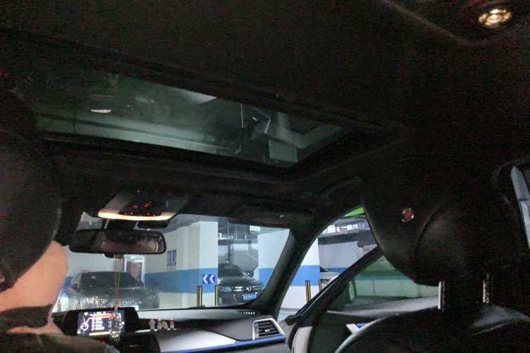 Used BMW 3 Series 2016 320Li Fashion Model Headliner