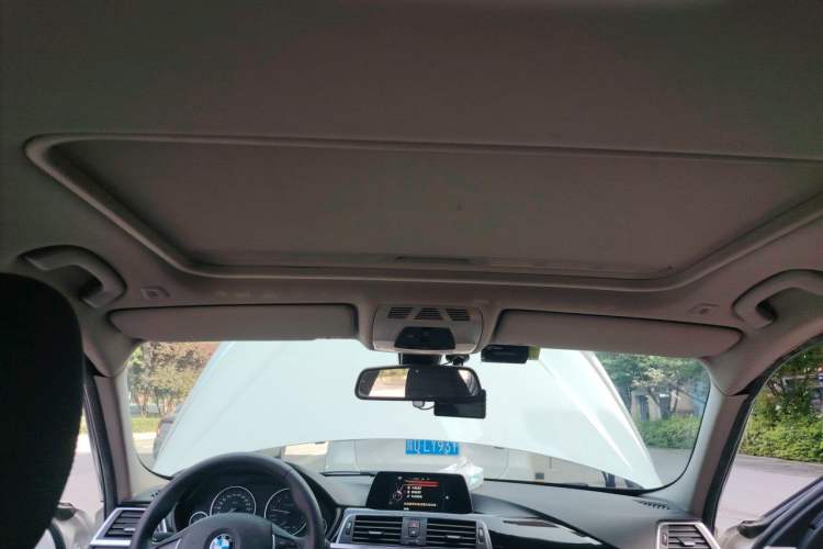 Used BMW 3 Series 2016 320Li Fashion Model Headliner