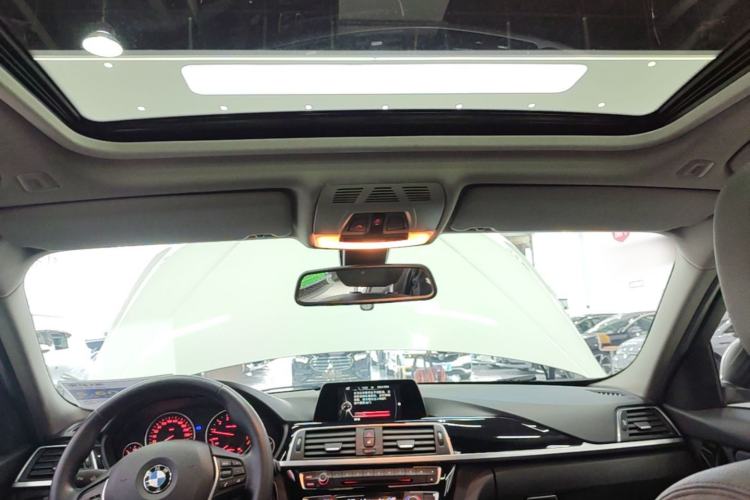 Used BMW 3 Series 2016 320i Fashion Model Headliner
