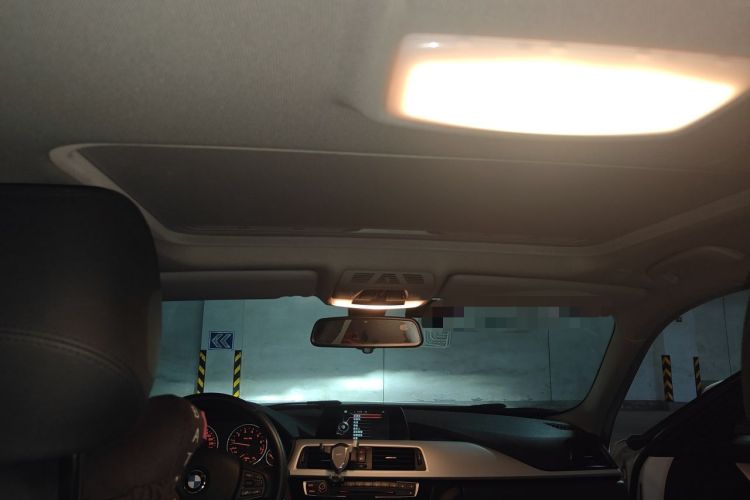 Used BMW 3 Series 2016 320i Fashion Model Headliner