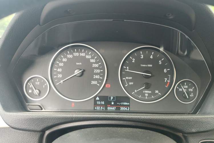Used BMW 3 Series 2016 320i Fashion Model Instrument Cluster