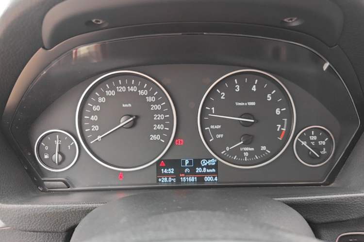Used BMW 3 Series 2016 320i Fashion Model Instrument Cluster