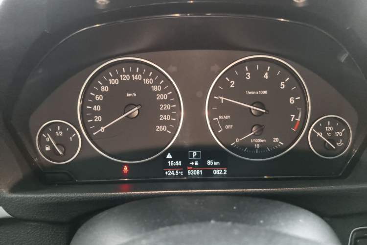 Used BMW 3 Series 2016 320Li Fashion Model Instrument Cluster
