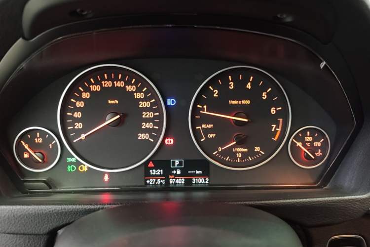 Used BMW 3 Series 2016 320i Fashion Model Instrument Cluster