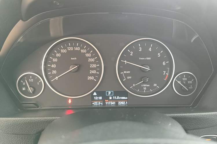 Used BMW 3 Series 2016 320Li Ambition Model Instrument Cluster