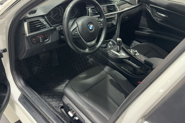 Used BMW 3 Series 2016 320Li Fashion Model Interior 1