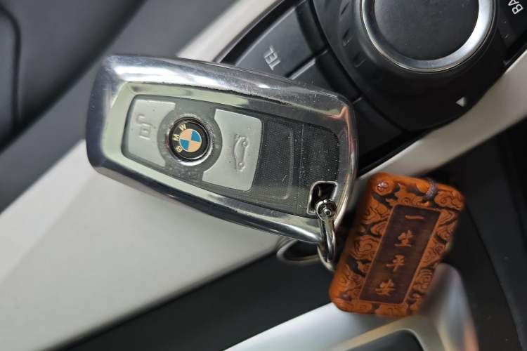 Used BMW 3 Series 2016 320Li Ambition Model Interior 1