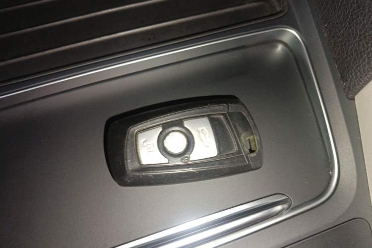 Used BMW 3 Series 2016 320Li Fashion Model Interior 1