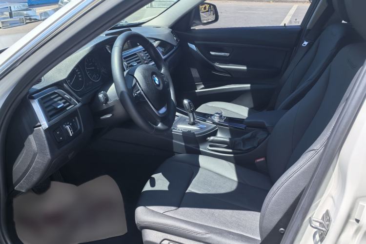 Used BMW 3 Series 2016 320Li Fashion Model Interior 10