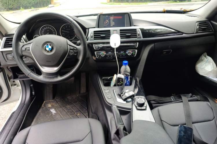 Used BMW 3 Series 2016 320Li Ambition Model Interior 2