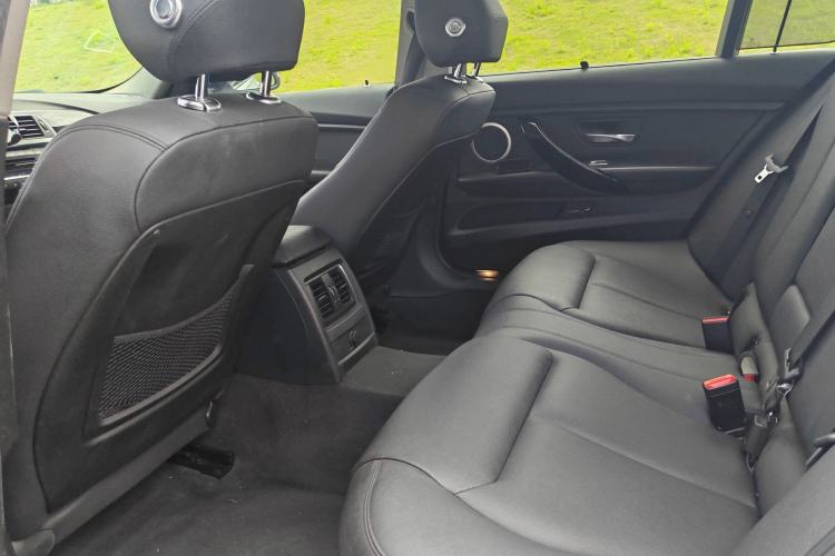 Used BMW 3 Series 2016 320Li Ambition Model Interior 2