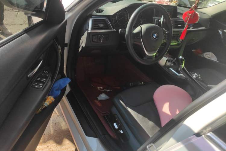 Used BMW 3 Series 2016 320Li Fashion Model Interior 3