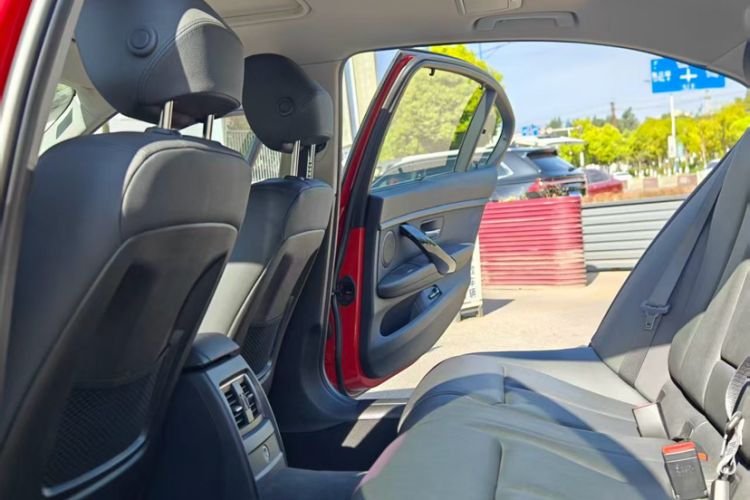 Used BMW 3 Series 2016 320Li Ambition Model Interior 3