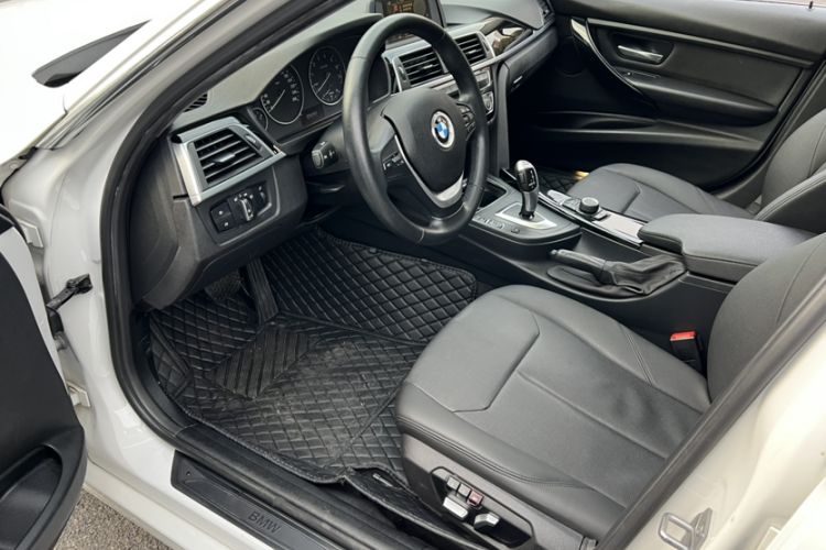 Used BMW 3 Series 2016 320Li Ambition Model Interior 3