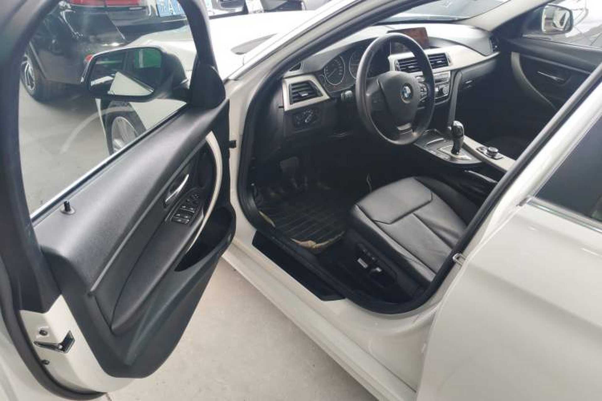 Used BMW 3 Series 2016 320Li Fashion Model Interior 3