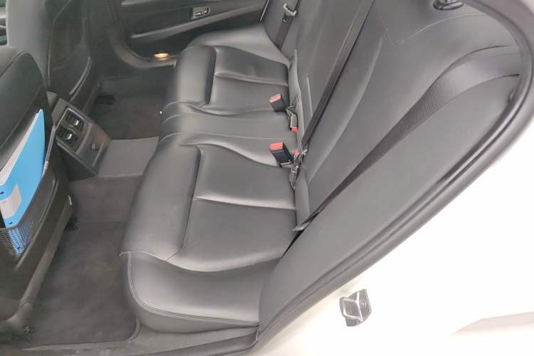 Used BMW 3 Series 2016 328Li Fashion Model Interior 4