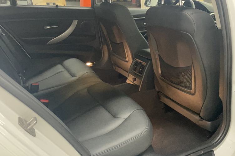 Used BMW 3 Series 2016 320Li Fashion Model Interior 4