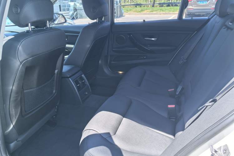 Used BMW 3 Series 2016 320Li Fashion Model Interior 5