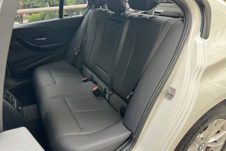 Used BMW 3 Series 2016 316i Fashion Model Interior 5