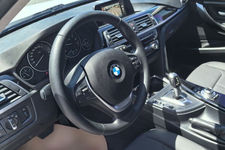 Used BMW 3 Series 2016 320Li Fashion Model Interior 6