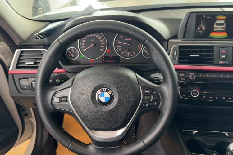 Used BMW 3 Series 2016 316Li Fashion Model Interior 6
