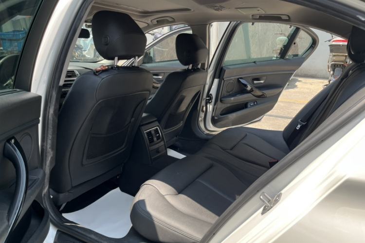 Used BMW 3 Series 2016 320Li Ambition Model Interior 7