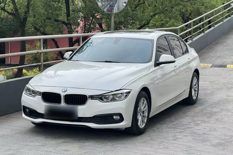 Used BMW 3 Series 2016 316i Fashion Model Guazi used car, China used car export, Used car for sale, Used cars, Cheapest cars for sale