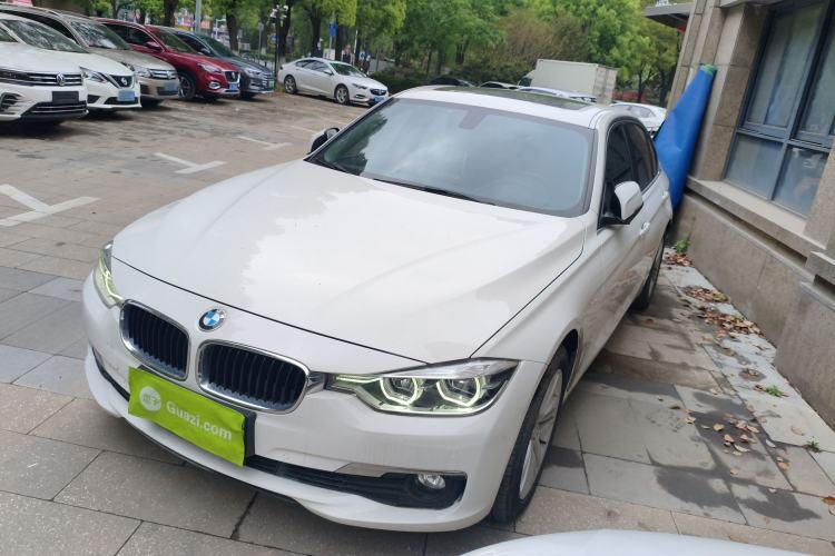 Used BMW 3 Series 2016 320Li Fashion Model Guazi used car, China used car export, Used car for sale, Used BMW cars, Cheapest cars for sale
