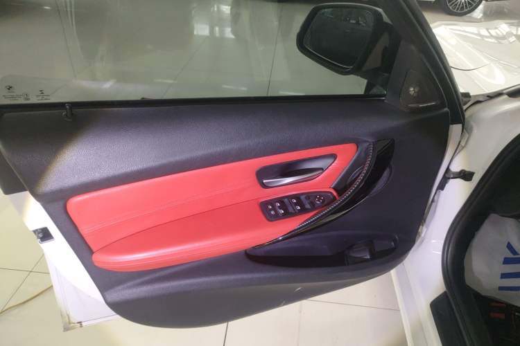 Used BMW 3 Series 2016 316i Fashion Model Left Front Door Interior