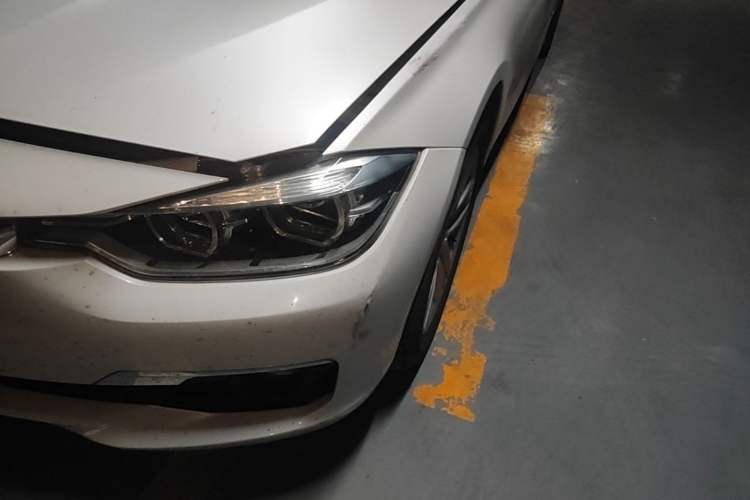 Used BMW 3 Series 2016 320Li Fashion Model Left Front Headlight