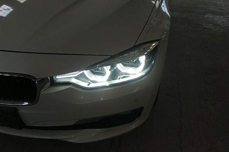 Used BMW 3 Series 2016 320Li Ambition Model Left Front Headlight