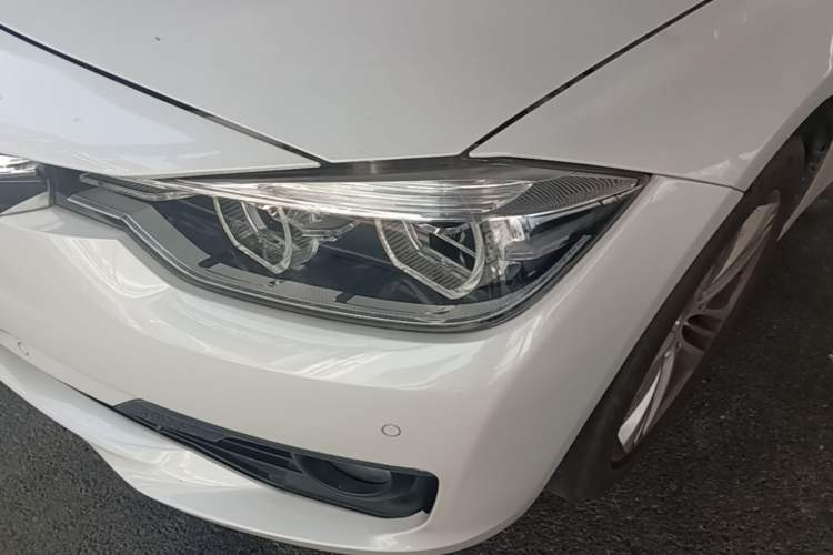 Used BMW 3 Series 2016 320Li Fashion Model Left Front Headlight