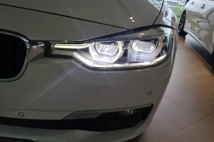 Used BMW 3 Series 2016 320Li Ambition Model Left Front Headlight