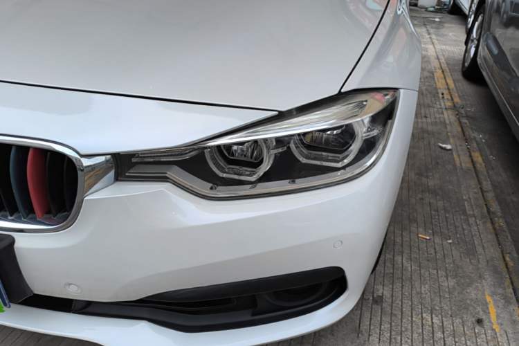 Used BMW 3 Series 2016 320i Fashion Model Left Front Headlight