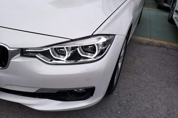Used BMW 3 Series 2016 320Li Fashion Model Left Front Headlight