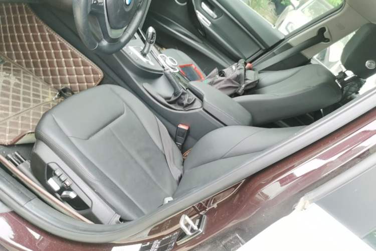 Used BMW 3 Series 2016 320Li Ambition Model Left Front Seat