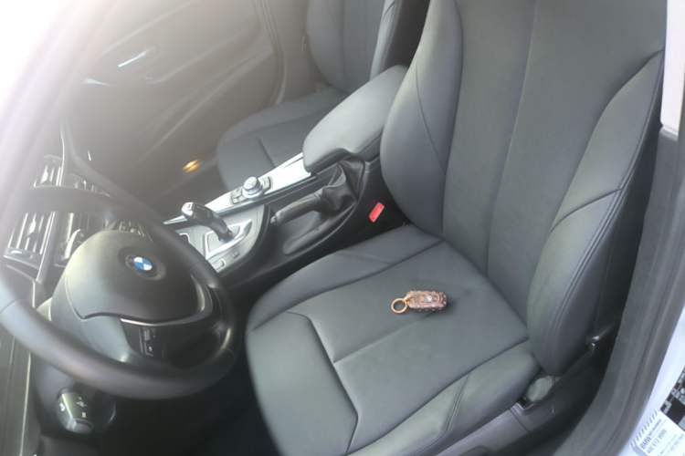 Used BMW 3 Series 2016 320Li Fashion Model Left Front Seat