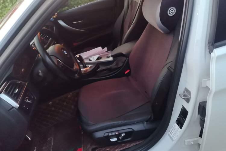 Used BMW 3 Series 2016 316i Fashion Model Left Front Seat